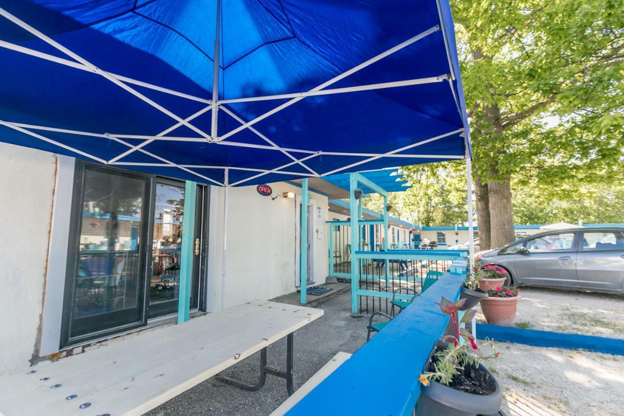 Beachfront At Beach1 Motel Wasaga Beach Exterior photo